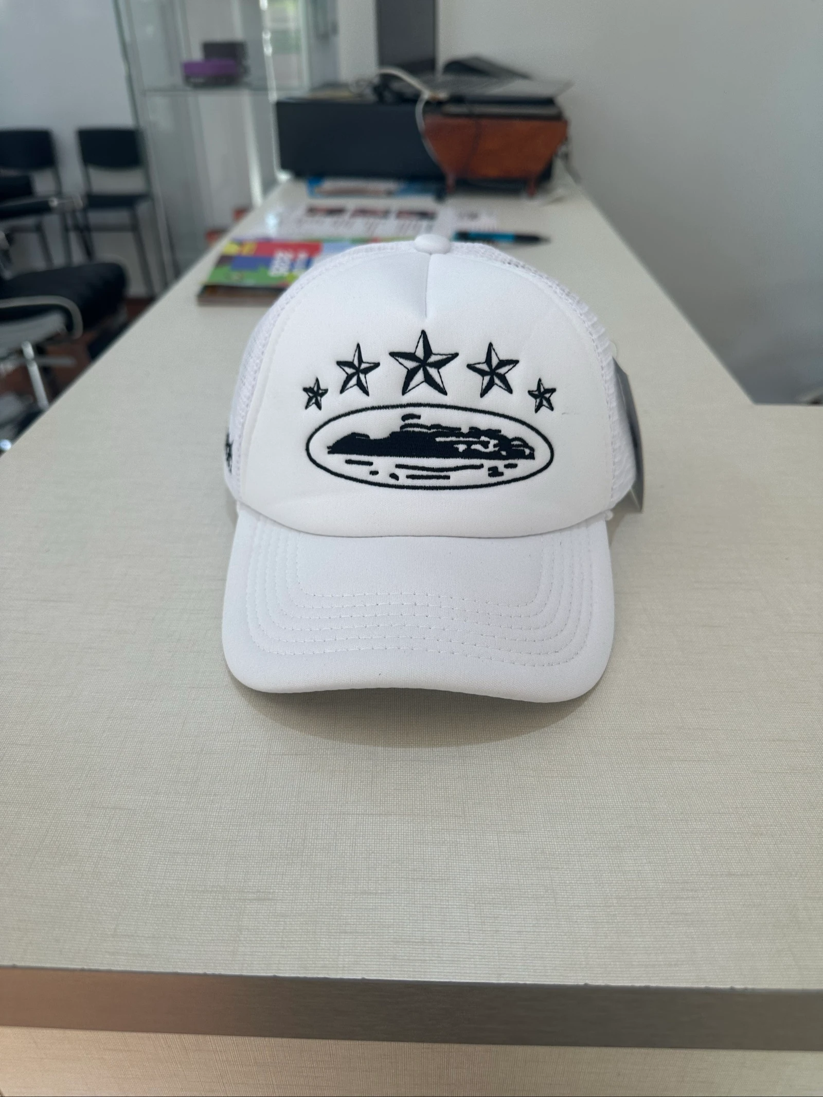 Boné corteiz 
